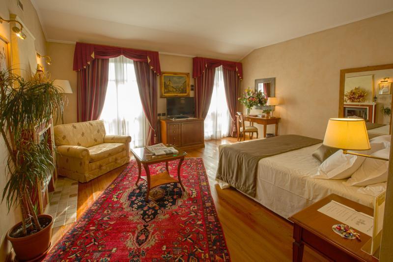 Romantic Hotel Furno サン・フランチェスコ・アル・カンポ エクステリア 写真